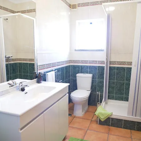 Spacious Penthouse Near Porto De Mos In Appartamento *